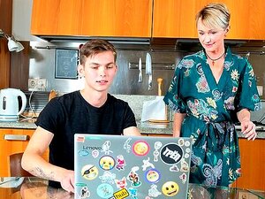 Photos sales de l'amie de ma mère