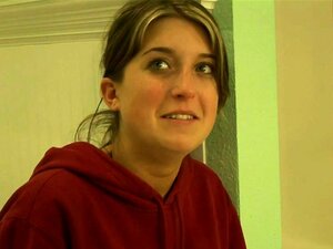 Die Aufnahme zeigt, dass süße Dorm-Babes verspielt sind wie sie