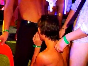 Sesso di gruppo scopato male e ragazzi di gruppo gay sesso video di