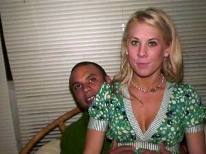 Mädels in der Gruppe genagelt. Diese sehr frechen Frauen lieben es,