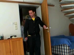 Vanha blondi poimitaan kunnon panemiseen