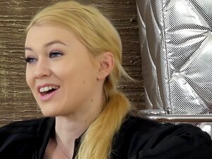 Erlebe die pure Leidenschaft, wenn eine atemberaubende polnische