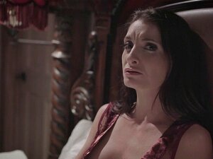 Dreckiger alter Stiefvater benutzt seine zierliche süße