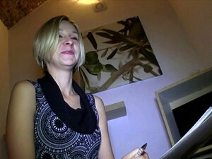 Öffentlicher Agent will mehr Sex. Dreckiger öffentlicher Agent will