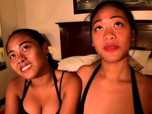 Großtittige Thai-Stiefschwestern lutschen und ficken einen großen