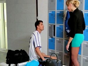 stiefmoeder anale trio - bezoek AmateurMilfTube_com voor meer