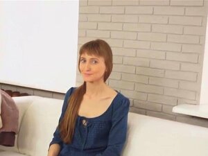 Skinny babe gets naar rijden een piemel. Vasilisa gets talked in