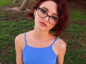 Lola hat Justins fetten Schwanz für mehr Dollar gefickt. Wir haben