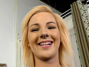 Babes - Schwarz ist besser - Marica Hase und Isi