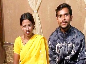 Vikky bekommt Desi mit Pinky