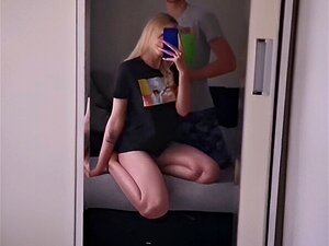 Tik Tok Flip die Switch Herausforderung endet in Sex. Schau dir Tik