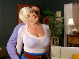 Blonde Milf hart anal