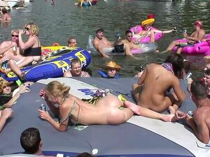 Nackte Bootspartys Unzensierte Szene 2