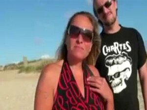 Französische reife Gang wird am Strand gefickt