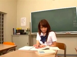 Ongelooflijke Japanse slet Maomi Nagasawa in Geile Cunnilingus, Kleine