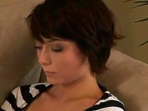 Verführt von einer süßen Cougar. Z & R