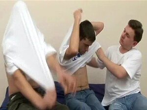 Trio Anaal Neuken Met Sperma Felching