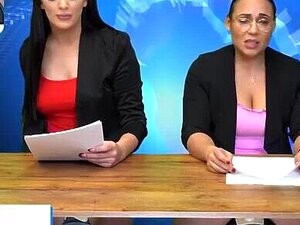 Camsoda - Lesbische MILF und Cutie reiten Sybian masturbieren im