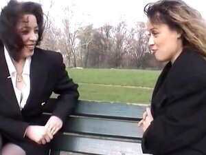 Heißestes japanisches Mädchen in erstaunlichem Exhibitionismus,