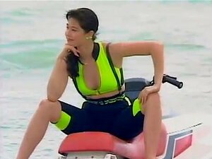 aasian naiset uimapuvut