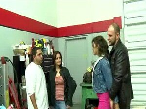 Дозволите секс за готовину 25