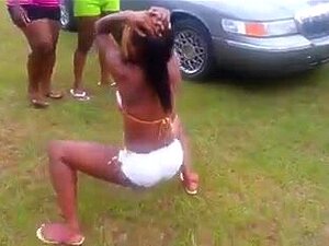Twerking: The Modern Dark American Pasttime, bekannt geworden durch