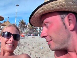Deutsche Babes in einem Dreier. Deutsche Babes in einem dreier werden
