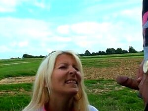 Deutsche Süße kopulieren im Freien