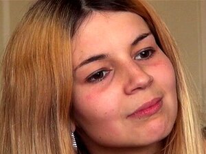 Une délicieuse chérie latine se fait baiser dur. Des nanas jolies et