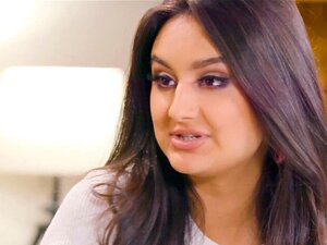 Gina Valentina und Eliza Ibarra scheren sich und lecken sich den