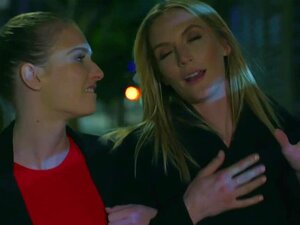 Bffs nehmen BBCs in ihre Ärsche