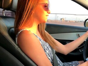 Hawt Amateur fühlt sich schmutzig Amd sexuell erregt, während sie