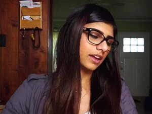 Mia Khalifa sehnt sich nach einem Monster-Dreier