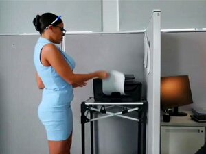 Brazzers - Mein übermäßiger Analsekretär FullVid: