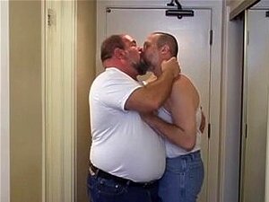 Bär und Molliger ficken heiß