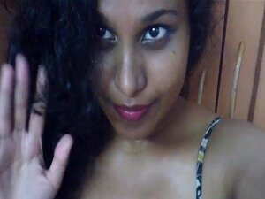 Indisches Sexvideo von Amateur-Pornostar Lily beim Masturbationssex