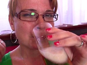 БАКЕ САВЕЗНИЦЕ - Старе године пуше и