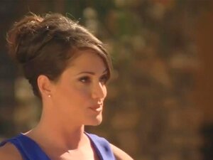 Swinger lieben es, mit allen im Haus zu necken und zu ficken