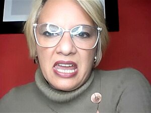 Bereite dich auf ein heißes Abenteuer mit Tori und Lola in Teil 4