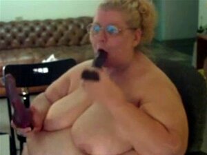 Koe villimpien halujen herääminen eloon kiihottavassa kamerashow'ssa