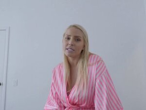 Meine frustrierte, vollbusige MILF-Stiefmutter verführte und fickte